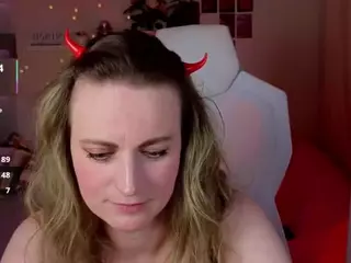 lanaglow's Live Sex Cam Show