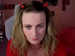 lanaglow's Live Sex Cam Show
