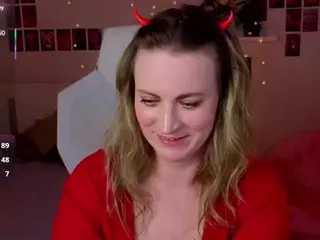 lanaglow's Live Sex Cam Show