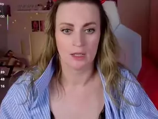 lanaglow's Live Sex Cam Show