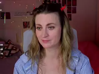 lanaglow's Live Sex Cam Show