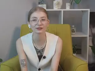 LoraBiers's Live Sex Cam Show