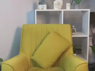 LoraBiers's Live Sex Cam Show