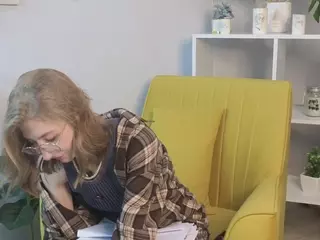 LoraBiers's Live Sex Cam Show