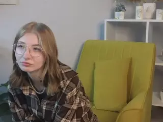 LoraBiers's Live Sex Cam Show