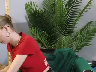 LoraBiers's Live Sex Cam Show