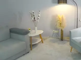 MoiraAllston's Live Sex Cam Show
