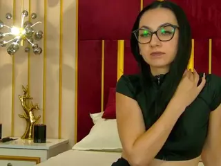CataleyaSinn's Live Sex Cam Show