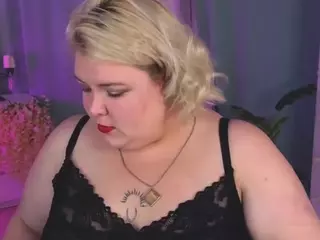 ellabigbaby's Live Sex Cam Show