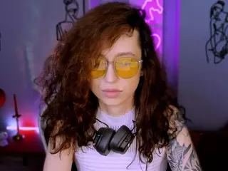laura-queen's Live Sex Cam Show