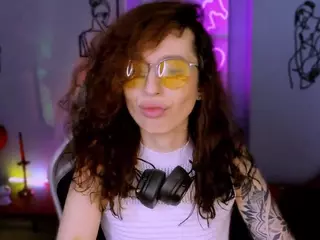 laura-queen's Live Sex Cam Show