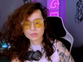laura-queen's Live Sex Cam Show
