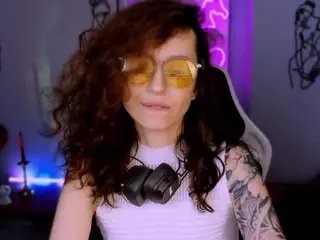 laura-queen's Live Sex Cam Show