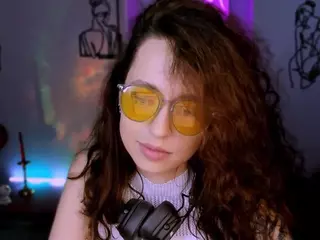 laura-queen's Live Sex Cam Show