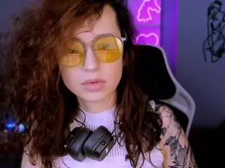 laura-queen's Live Sex Cam Show