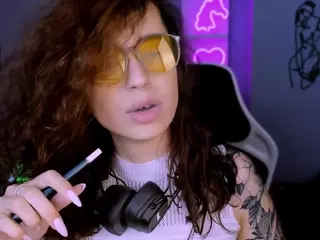 laura-queen's Live Sex Cam Show