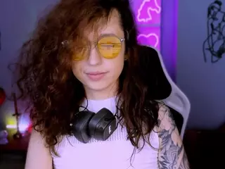 laura-queen's Live Sex Cam Show