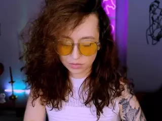 laura-queen's Live Sex Cam Show