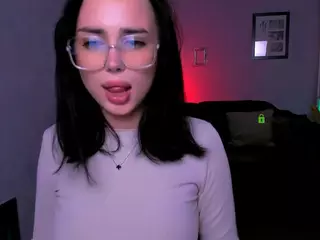 laura-queen's Live Sex Cam Show