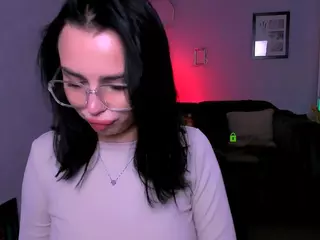 laura-queen's Live Sex Cam Show