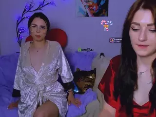 laura-queen's Live Sex Cam Show
