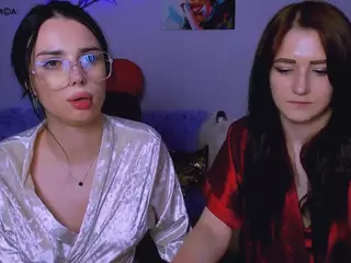 laura-queen's Live Sex Cam Show