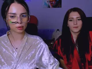 laura-queen's Live Sex Cam Show