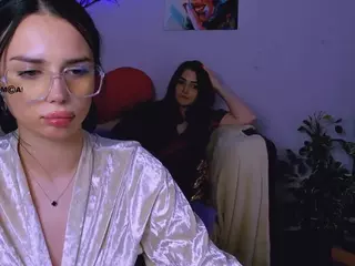 laura-queen's Live Sex Cam Show