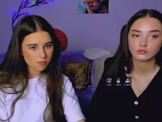 laura-queen's Live Sex Cam Show
