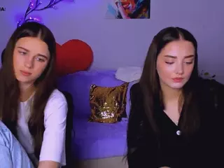 laura-queen's Live Sex Cam Show