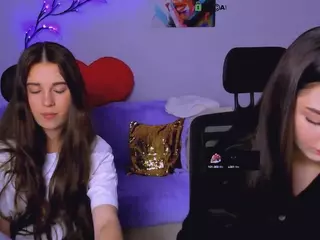 laura-queen's Live Sex Cam Show