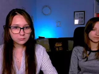laura-queen's Live Sex Cam Show