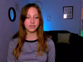 laura-queen's Live Sex Cam Show