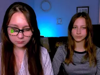 laura-queen's Live Sex Cam Show