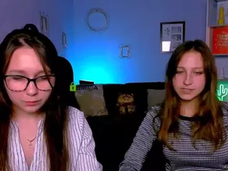 laura-queen's Live Sex Cam Show