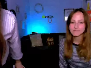 laura-queen's Live Sex Cam Show