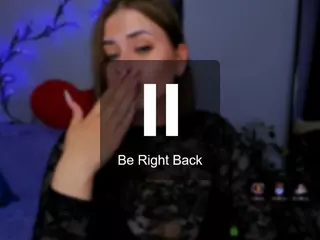 laura-queen's Live Sex Cam Show