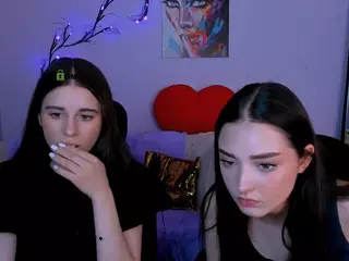 laura-queen's Live Sex Cam Show