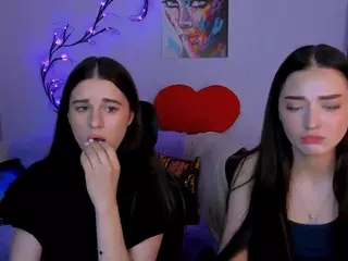 laura-queen's Live Sex Cam Show
