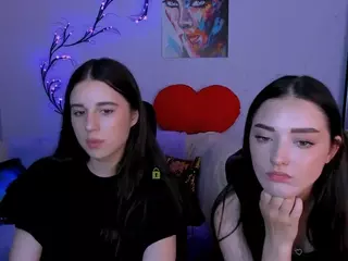 laura-queen's Live Sex Cam Show