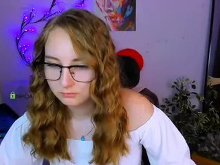 laura-queen's Live Sex Cam Show