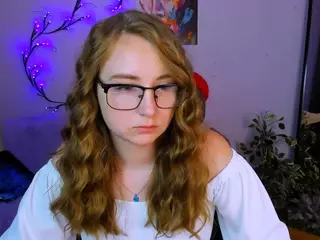 laura-queen's Live Sex Cam Show