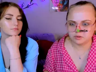 laura-queen's Live Sex Cam Show