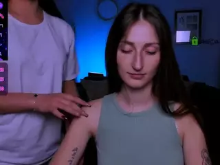 laura-queen's Live Sex Cam Show