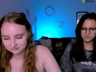 laura-queen's Live Sex Cam Show