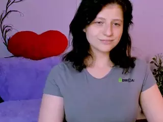 laura-queen's Live Sex Cam Show