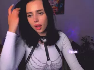 laura-queen's Live Sex Cam Show