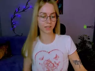 laura-queen's Live Sex Cam Show