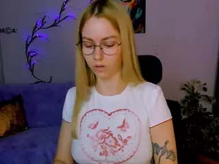 laura-queen's Live Sex Cam Show