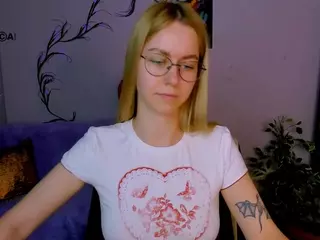 laura-queen's Live Sex Cam Show